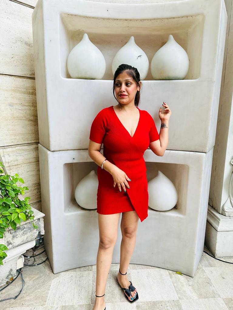 Meerut call girl